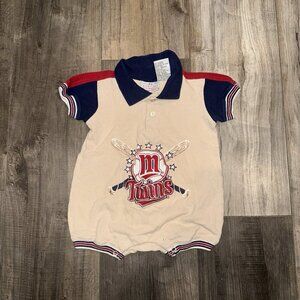 Vintage Minnesota Twins 12 Month‎ One Piece Baby Infant MLB